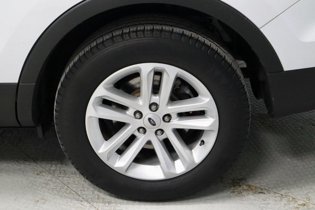 2017 Ford Explorer Base