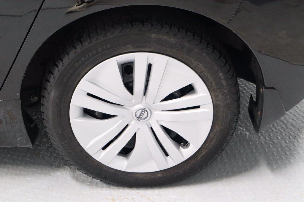 2025 Nissan LEAF S