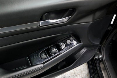 2025 Nissan Altima SL