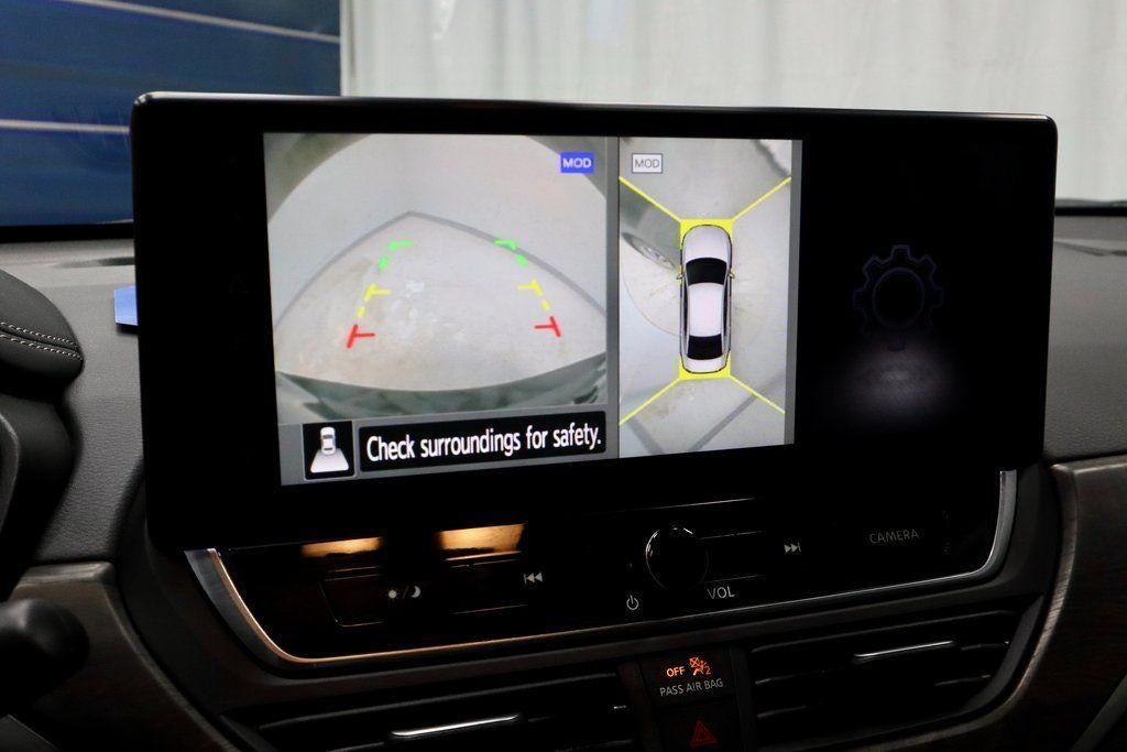 2025 Nissan Altima SL