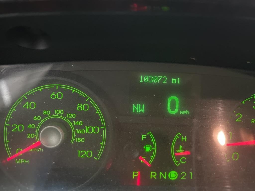 2011 Lincoln Town Car Signature Limited