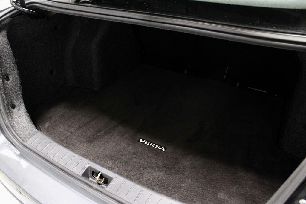 2024 Nissan Versa SR