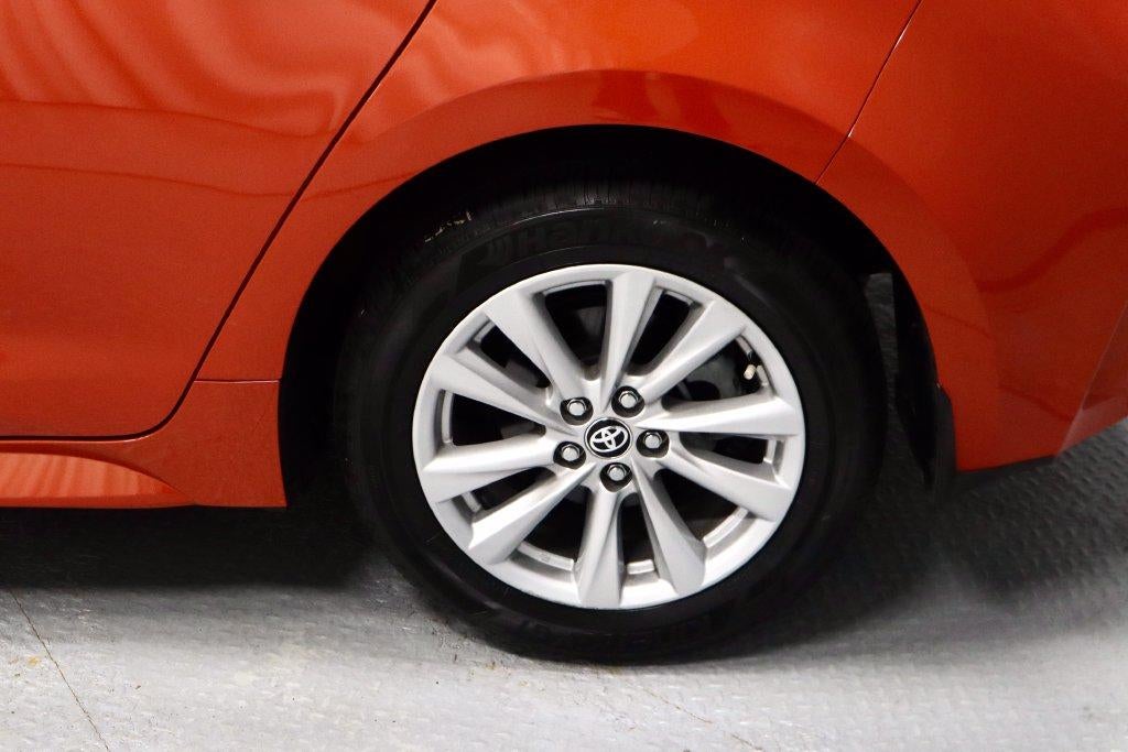2025 Toyota Corolla Hatchback SE