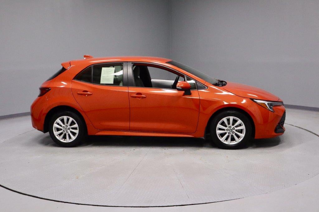 2025 Toyota Corolla Hatchback SE
