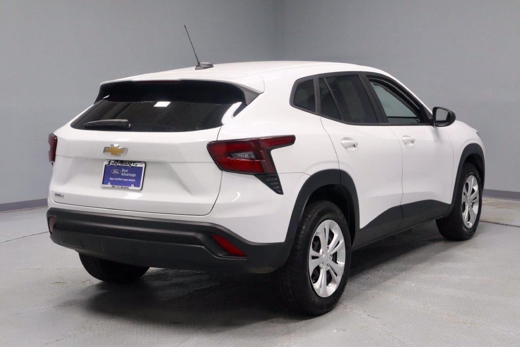 2025 Chevrolet Trax LS