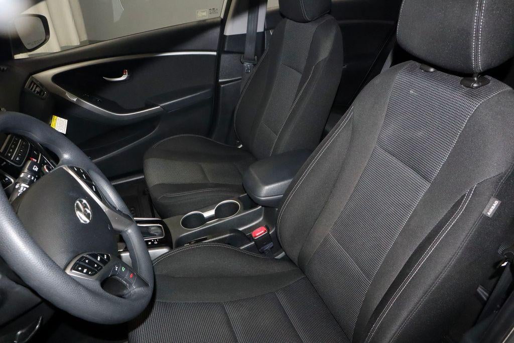 2017 Hyundai ELANTRA GT Base