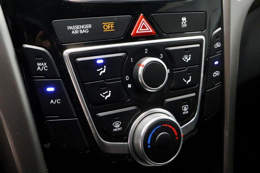 2017 Hyundai ELANTRA GT Base