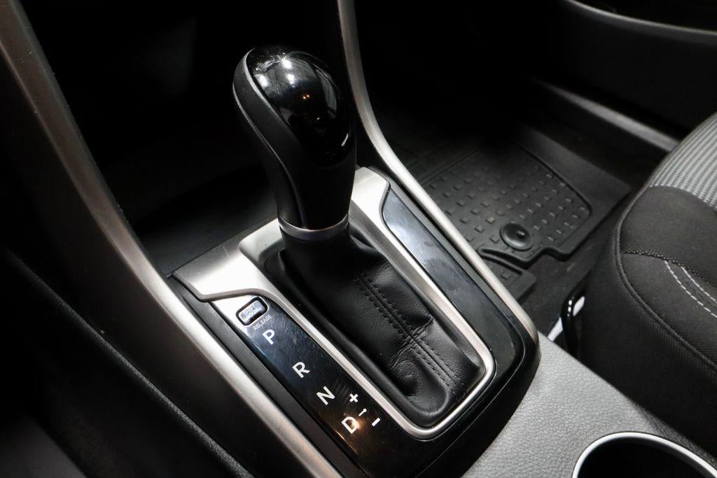 2017 Hyundai ELANTRA GT Base