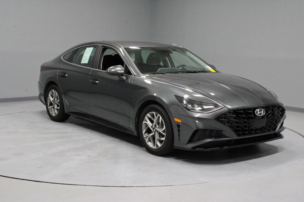 2022 Hyundai SONATA SEL