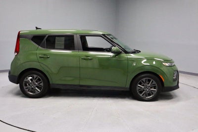 2022 Kia Soul EX