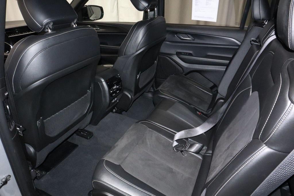 2024 Jeep Grand Cherokee L Altitude 4x4