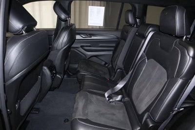 2024 Jeep Grand Cherokee L Altitude 4x4