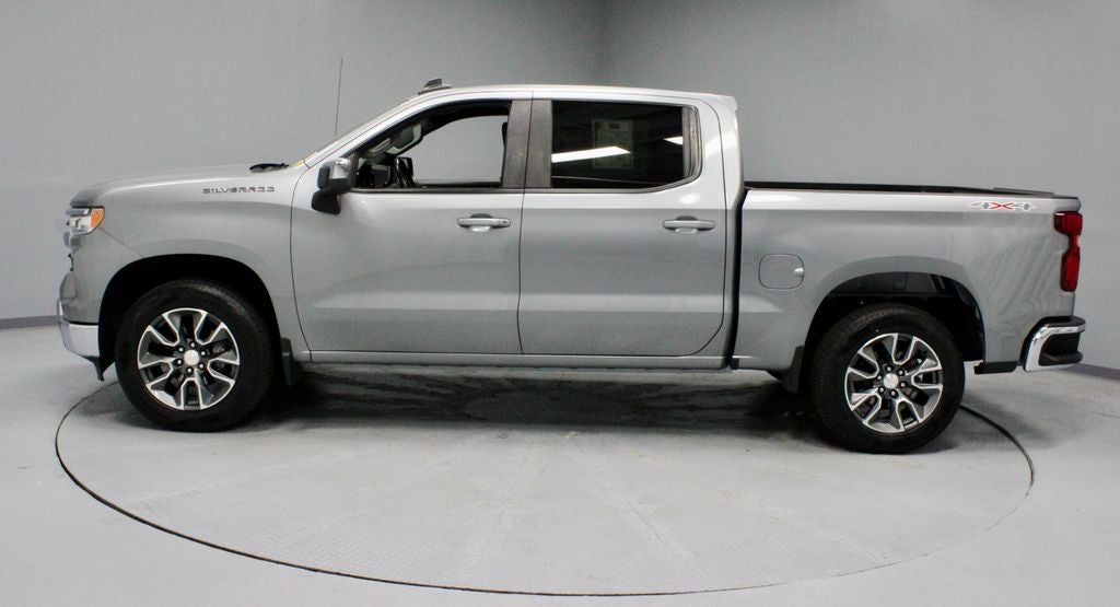 2023 Chevrolet Silverado 1500 Crew Cab Short Box 4-Wheel Drive LT 2FL