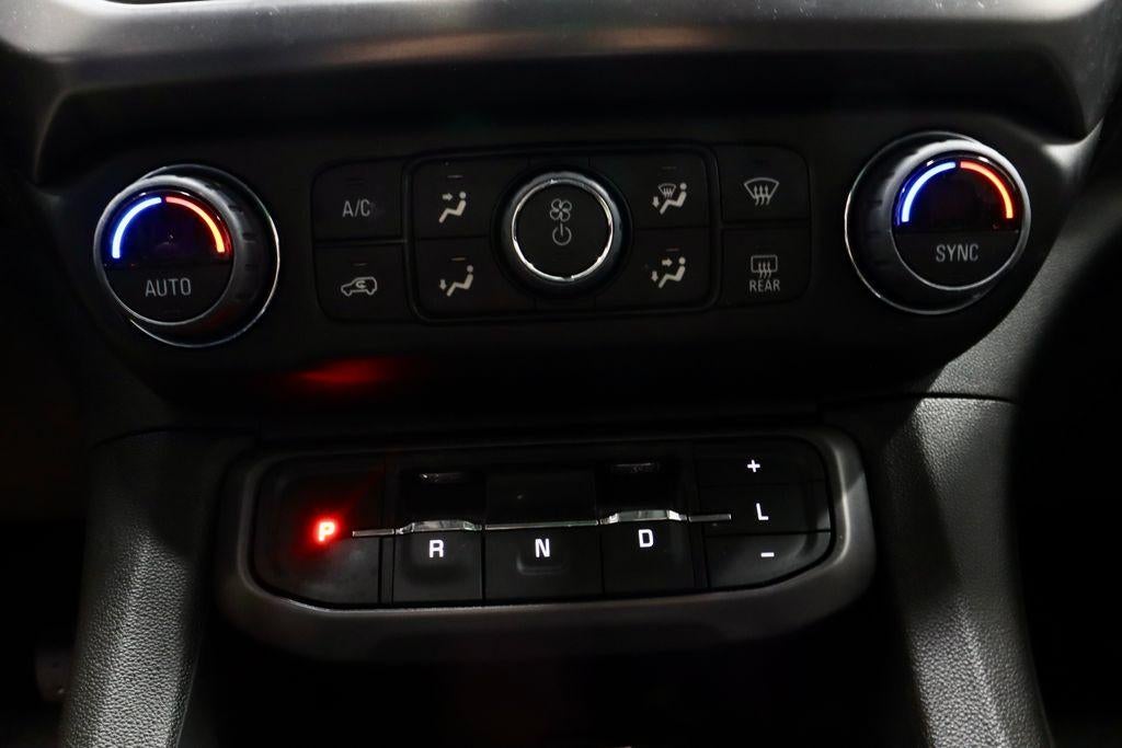 2023 GMC Acadia AWD AT4