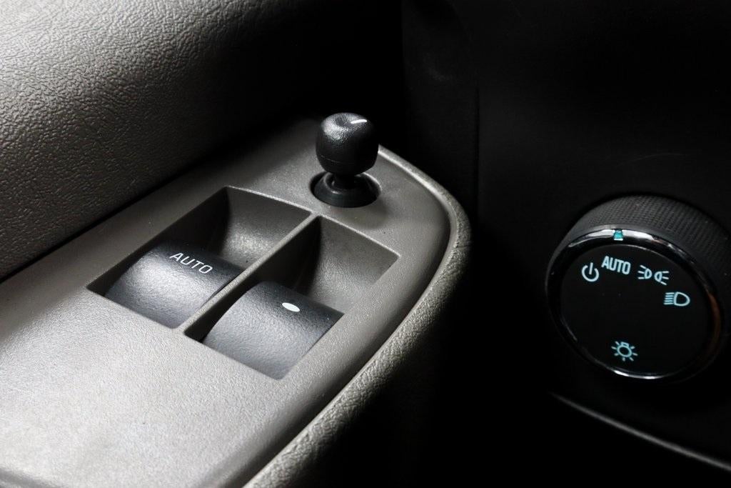 2024 GMC Savana Cargo Van 2500 Regular Wheelbase Rear-Wheel Drive