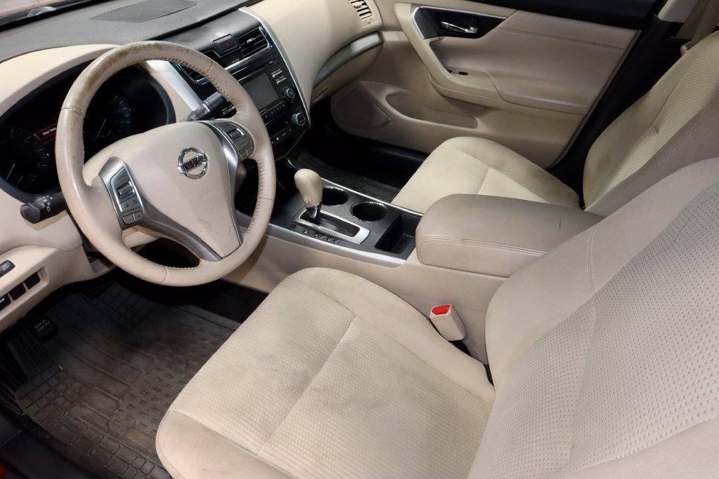 2015 Nissan Altima 4dr Sdn I4 2.5 SV