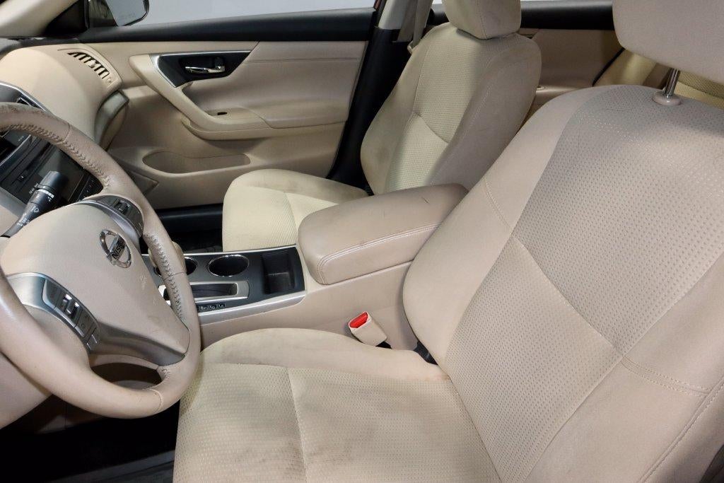 2015 Nissan Altima 4dr Sdn I4 2.5 SV