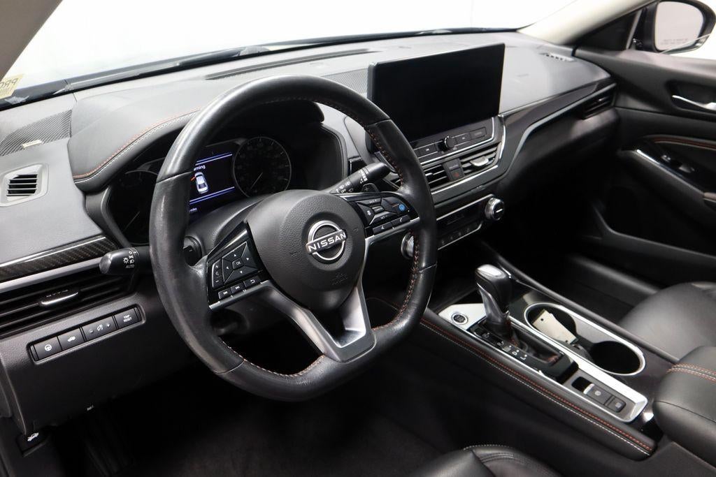 2023 Nissan Altima 2.0 SR Sedan