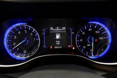 2023 Chrysler Voyager LX FWD