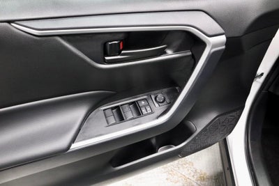 2025 Toyota RAV4 LE AWD (Natl)