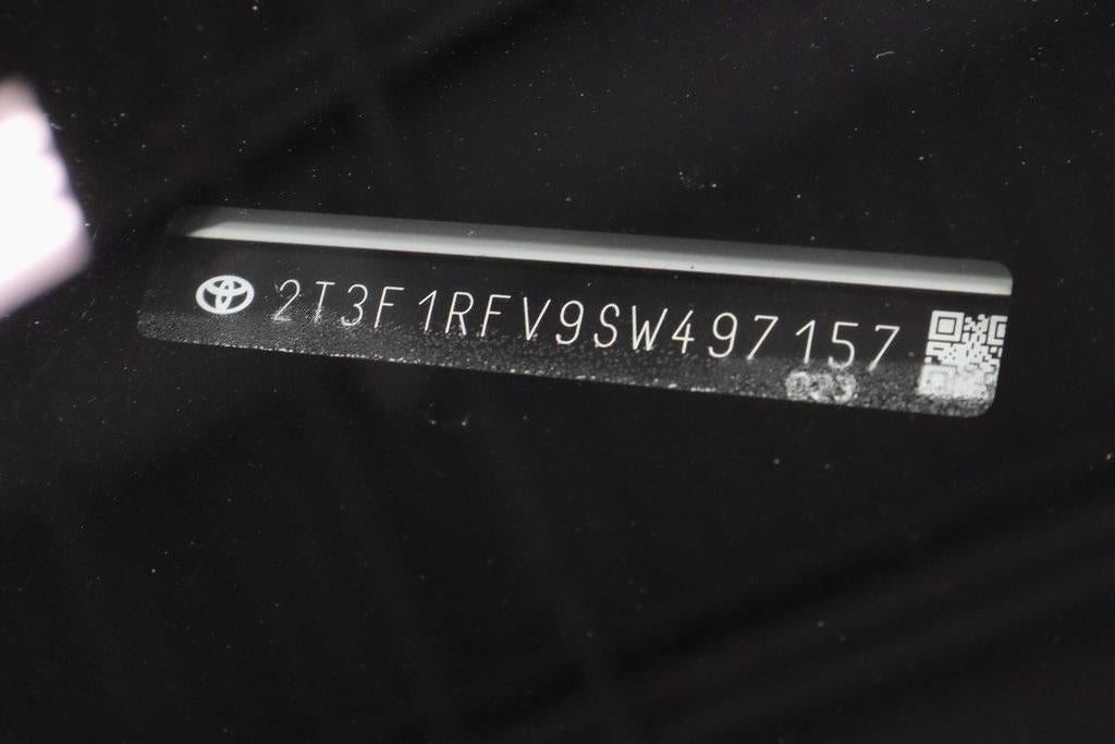 2025 Toyota RAV4 LE AWD (Natl)