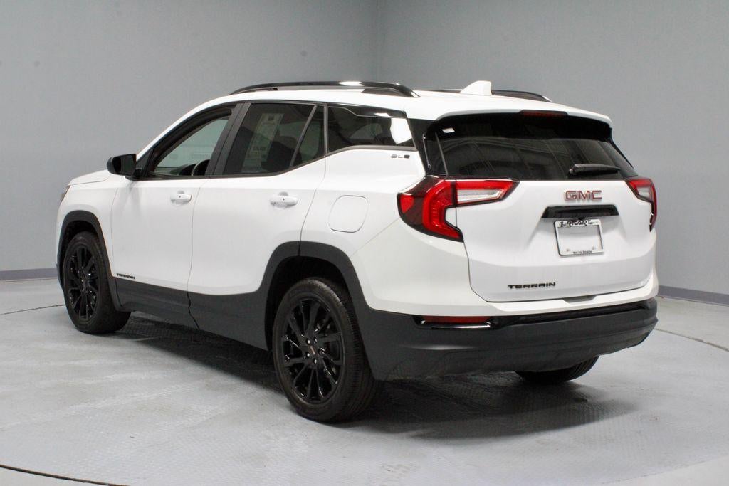 2024 GMC Terrain FWD 4dr SLE