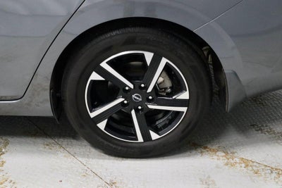 2025 Nissan Sentra SV CVT