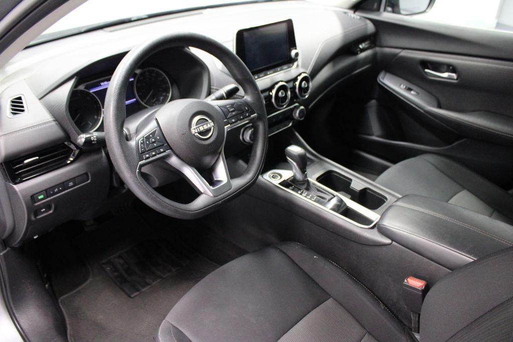 2024 Nissan Sentra SV CVT