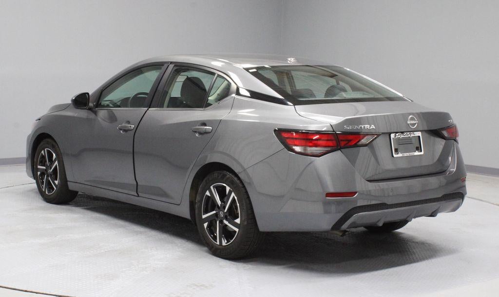 2024 Nissan Sentra SV CVT