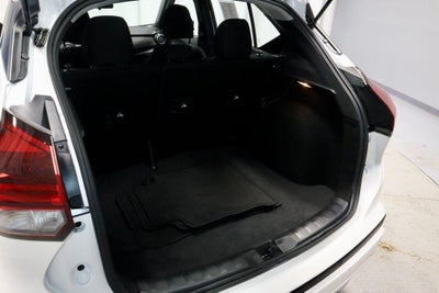 2024 Nissan Kicks SR FWD