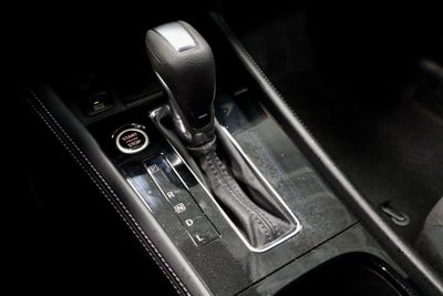 2024 Nissan Kicks SR FWD