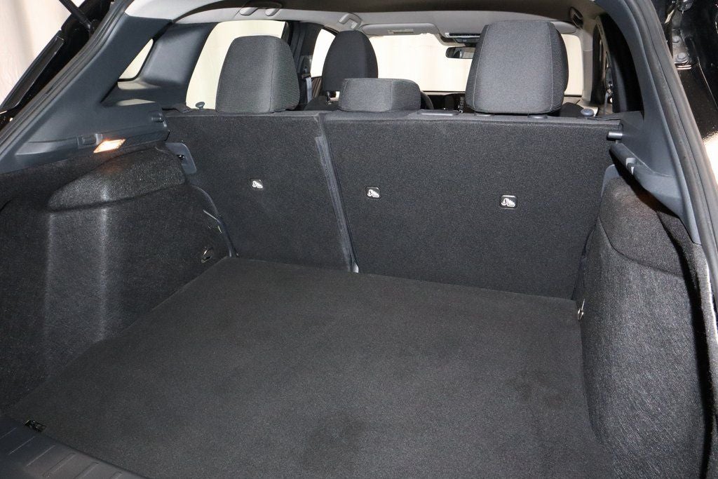 2025 Nissan Kicks S AWD