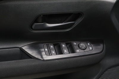 2025 Nissan Kicks S AWD