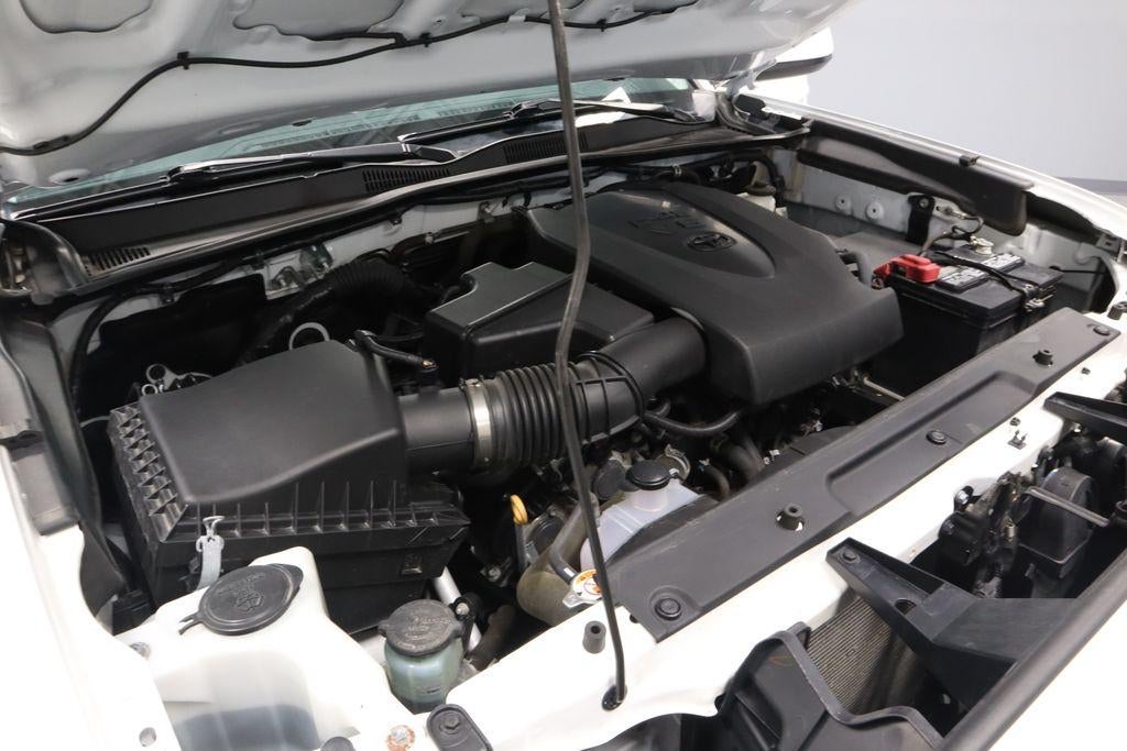 2023 Toyota Tacoma 4WD 4WD SR Double Cab 5' Bed V6 AT (GS)