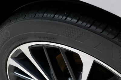 2018 Toyota Camry L Auto (Natl)