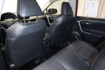 2019 Toyota RAV4 XLE Premium AWD (Natl)