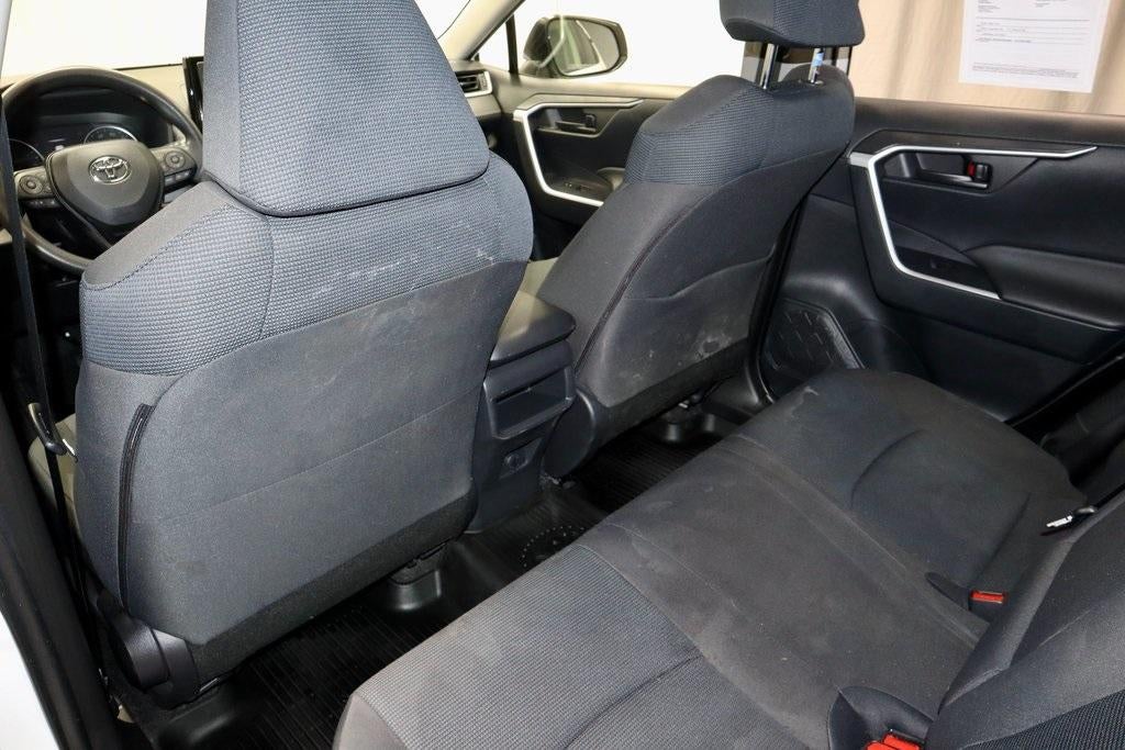 2019 Toyota RAV4 LE AWD (Natl)