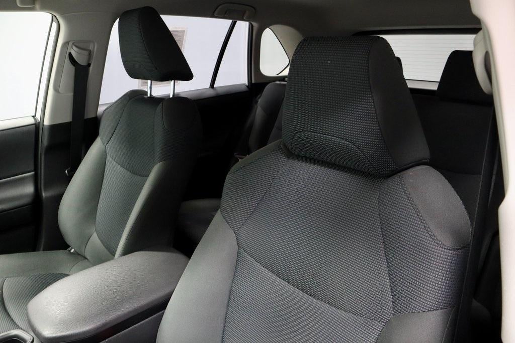 2019 Toyota RAV4 LE AWD (Natl)