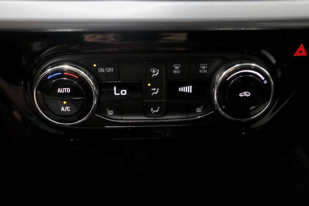 2025 Chevrolet Trax FWD 4dr LT