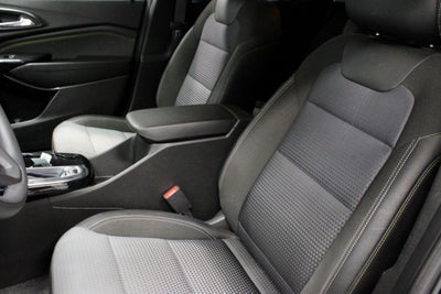 2025 Chevrolet Trax FWD 4dr LT
