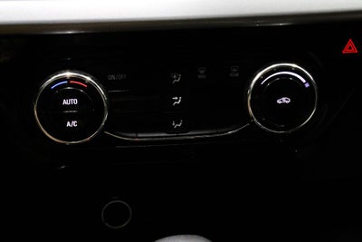 2025 Chevrolet Trax FWD 4dr LT