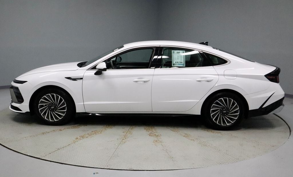 2025 Hyundai SONATA Hybrid SEL FWD
