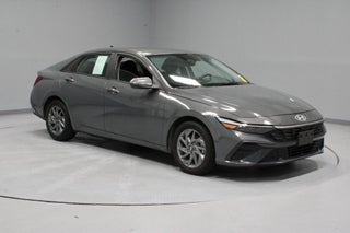 2024 Hyundai ELANTRA SEL IVT