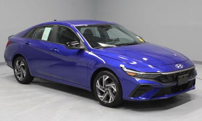 2025 Hyundai ELANTRA SEL Sport IVT