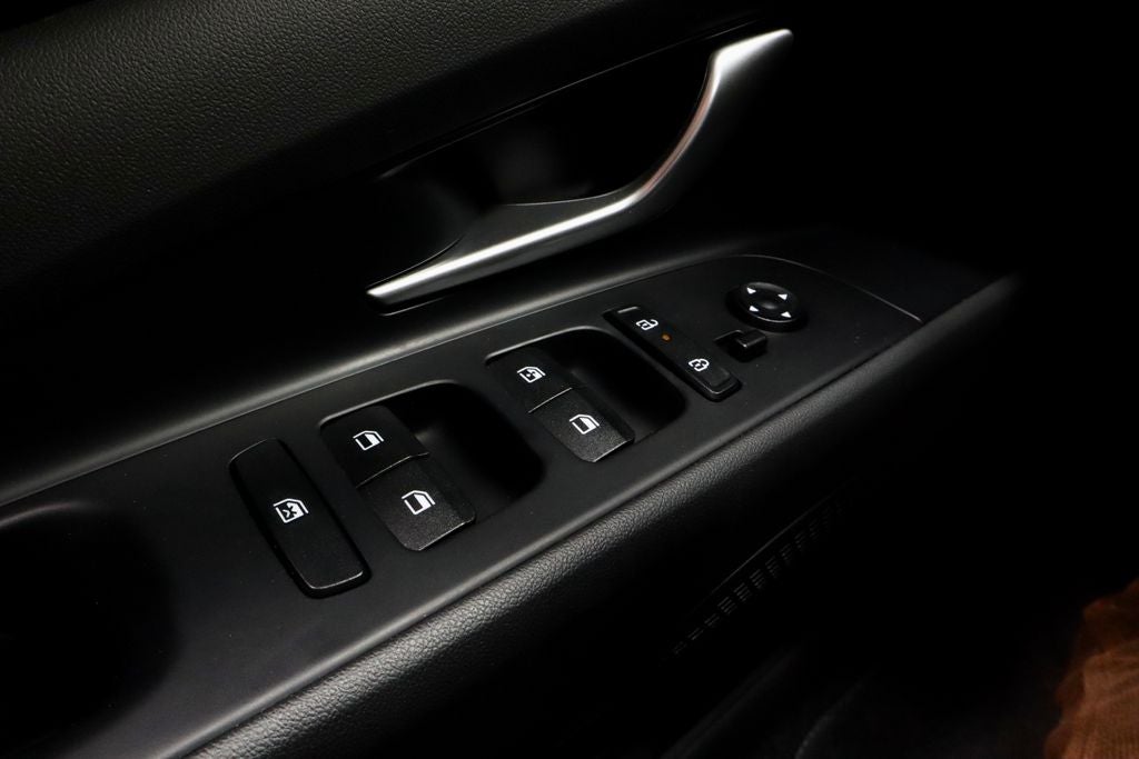 2024 Hyundai ELANTRA SEL IVT