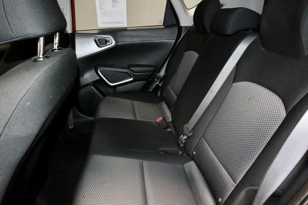 2024 Kia Soul LX IVT