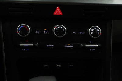 2024 Kia Carnival LX FWD w/Seat Pkg