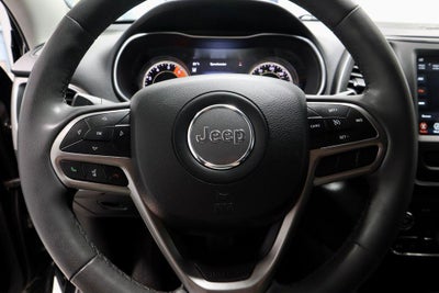 2022 Jeep Cherokee Latitude Lux