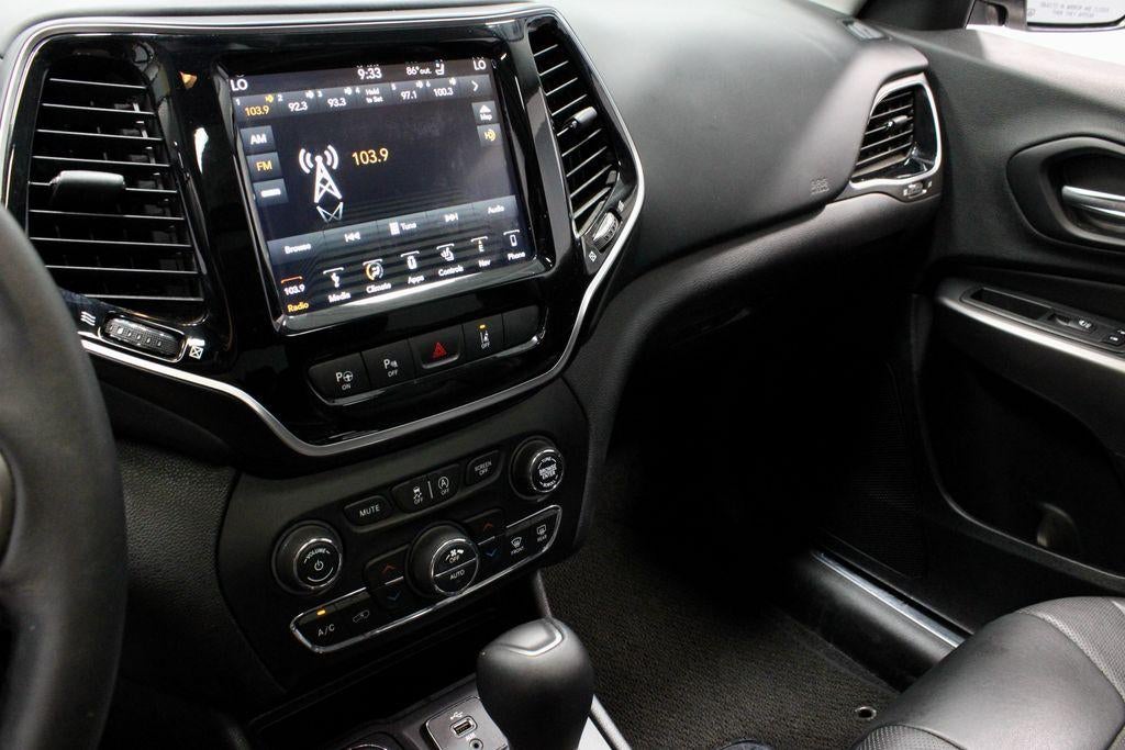 2019 Jeep Cherokee Overland