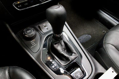 2019 Jeep Cherokee Overland
